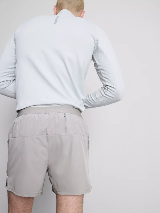 Pantalones cortos deportivos con cordón