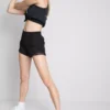 Pantalones cortos deportivos con paneles de malla