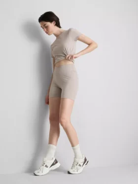Pantalones cortos deportivos sin costuras con cintura cruzada