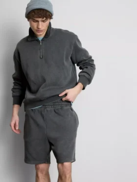 Pantalones cortos elásticos lavados