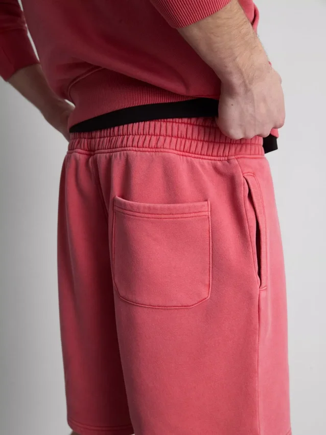 Pantalones cortos elásticos lavados