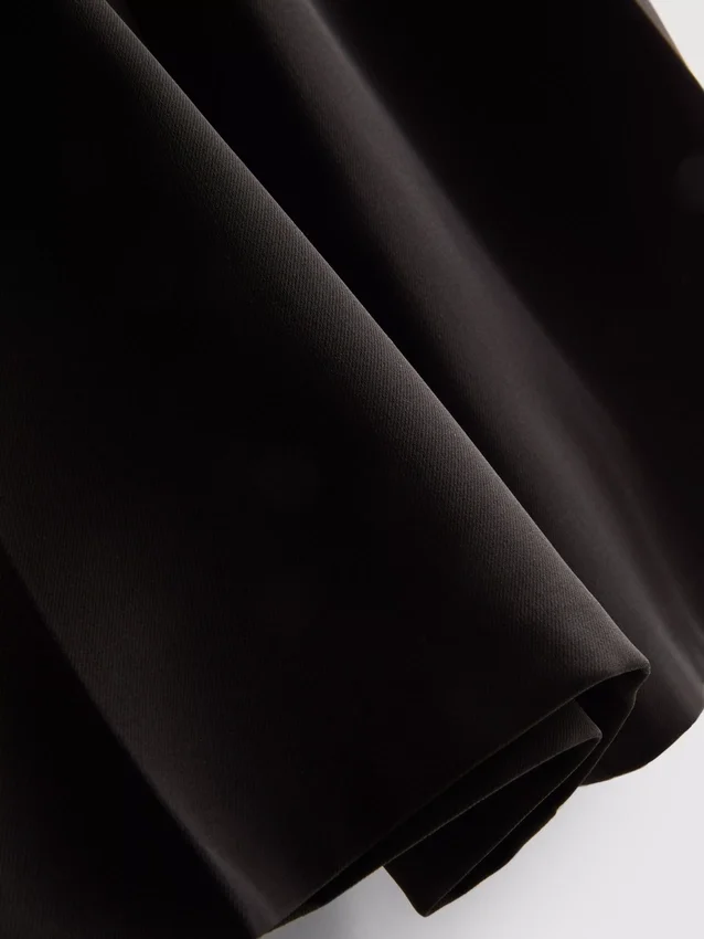 Pantalones cortos entallados