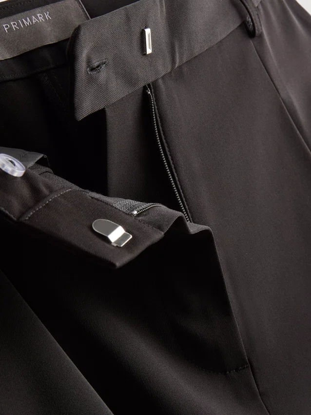 Pantalones cortos entallados