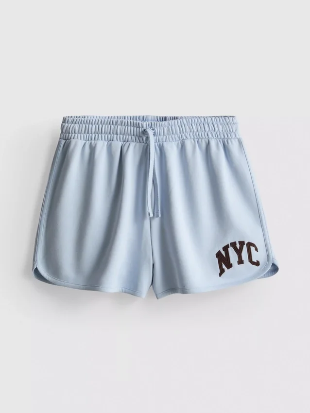 Pantalones cortos holgados de estilo neoyorquino con alto contenido de algodón