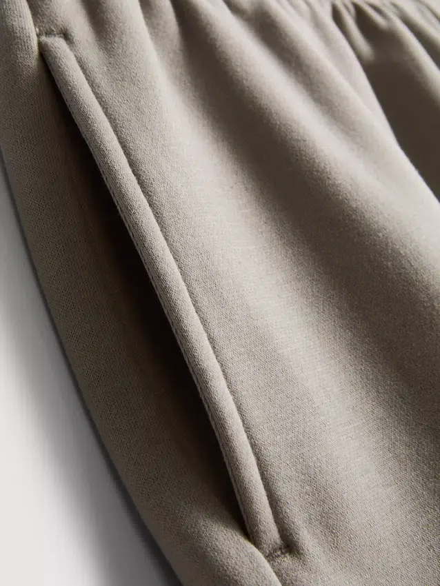 Pantalones cortos informales de corte holgado con alto contenido de algodón