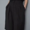 Pantalones cortos plisados