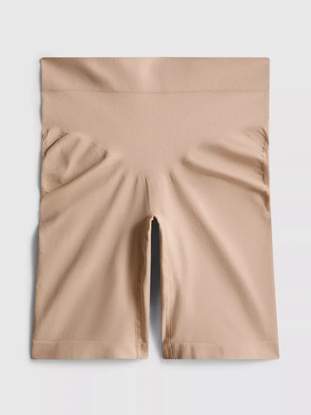 Pantalones cortos sin costuras que realzan los glúteos