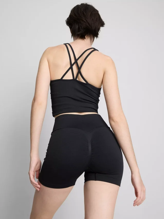 Pantalones cortos sin costuras que se ajustan al contorno