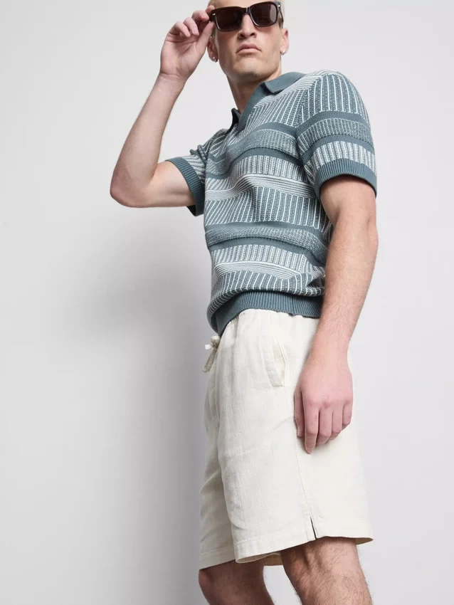 Pantalones cortos texturizados con cordón