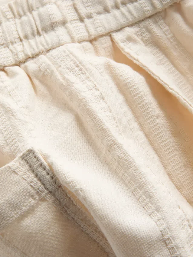 Pantalones cortos texturizados con cordón