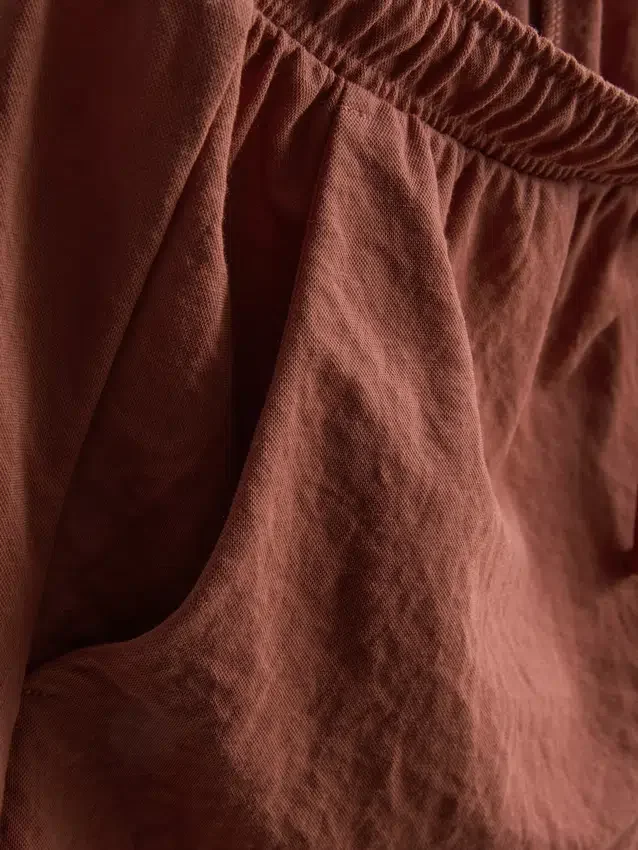 Pantalones cortos texturizados con cordón
