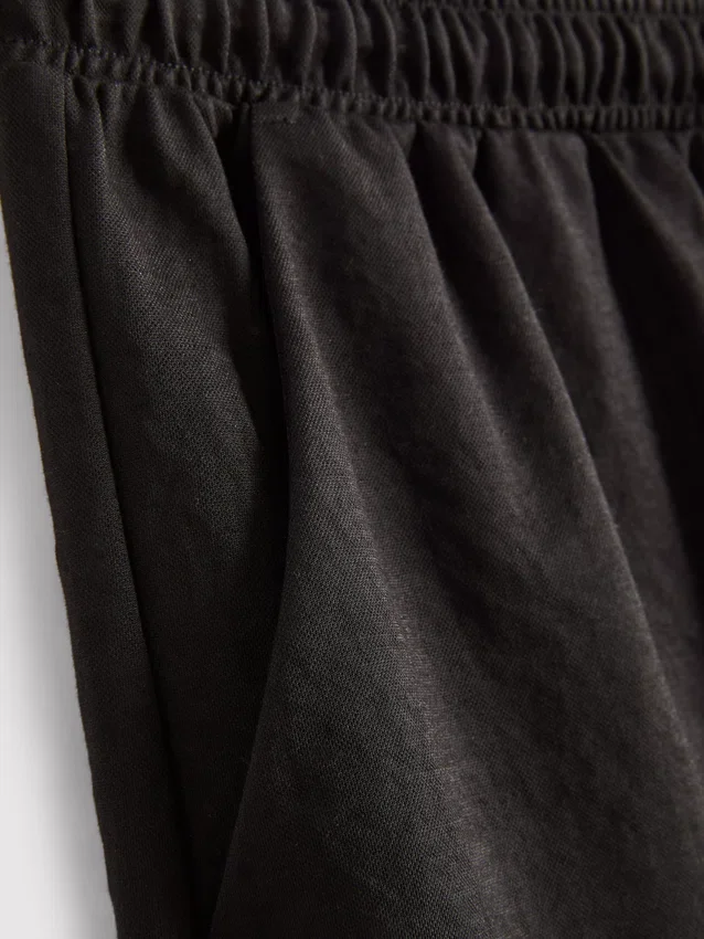 Pantalones cortos texturizados con cordón