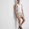 Pantalones cortos tipo bermuda con estampado de tucán y cintura con cordón