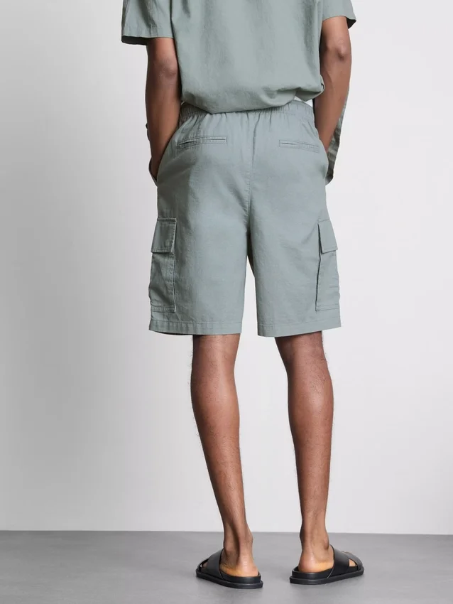 Pantalones cortos tipo cargo de mezcla de lino