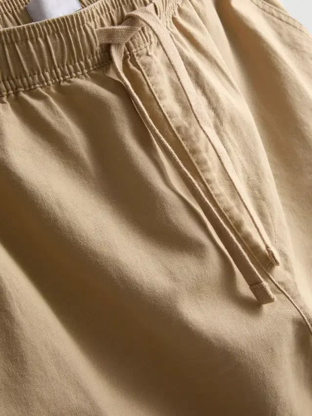 Pantalones cortos tipo cargo de mezcla de lino