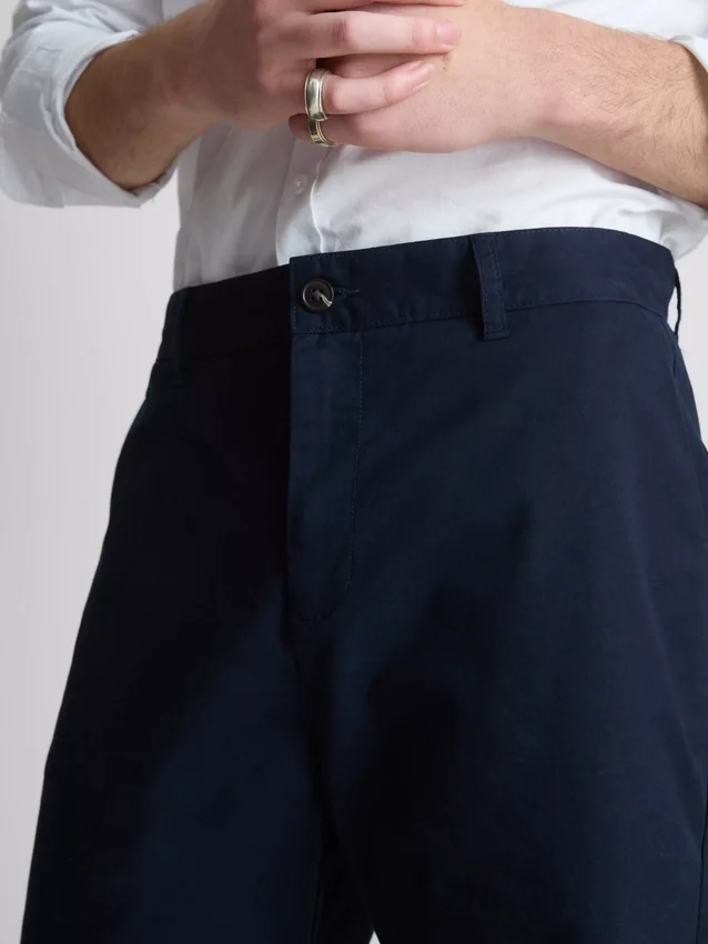 Pantalones cortos tipo chino con alto contenido de algodón