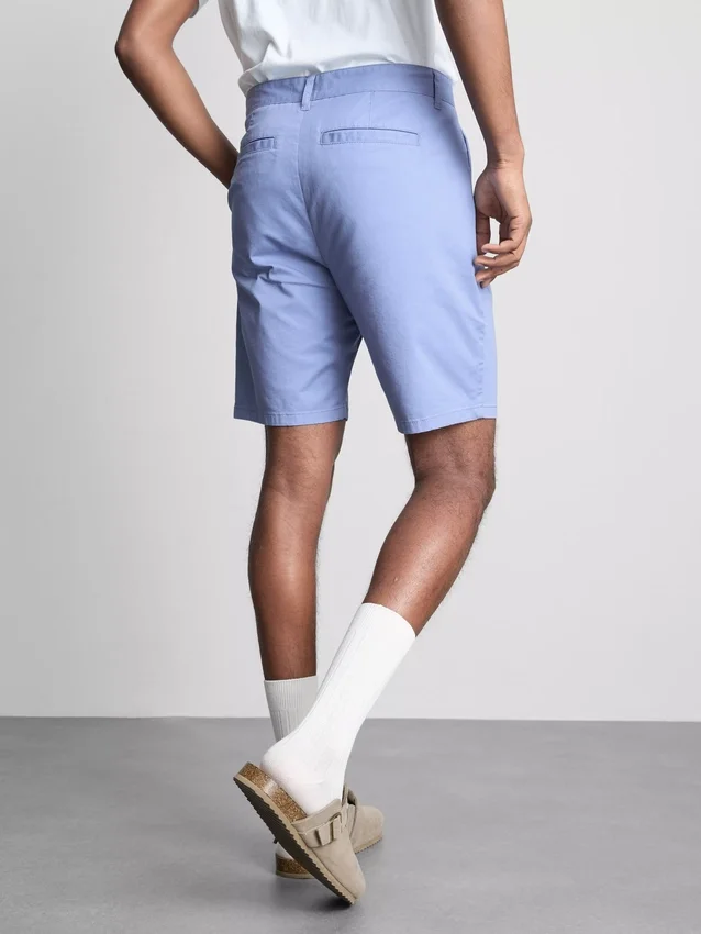 Pantalones cortos tipo chino con alto contenido de algodón