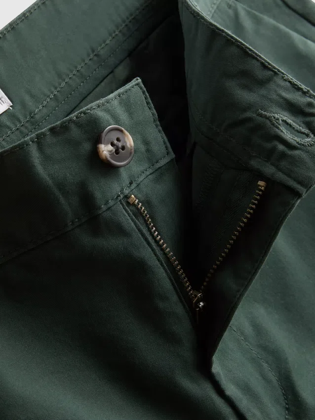 Pantalones cortos tipo chino con alto contenido de algodón