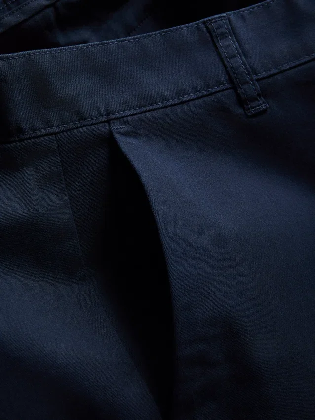 Pantalones cortos tipo chino con alto contenido de algodón