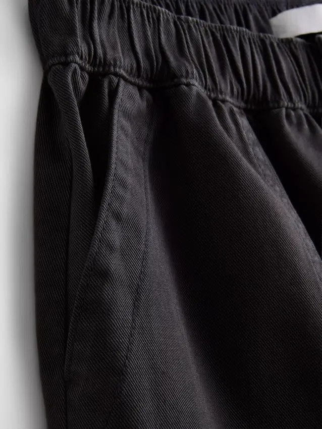 Pantalones cortos utilitarios de mezclilla de algodón