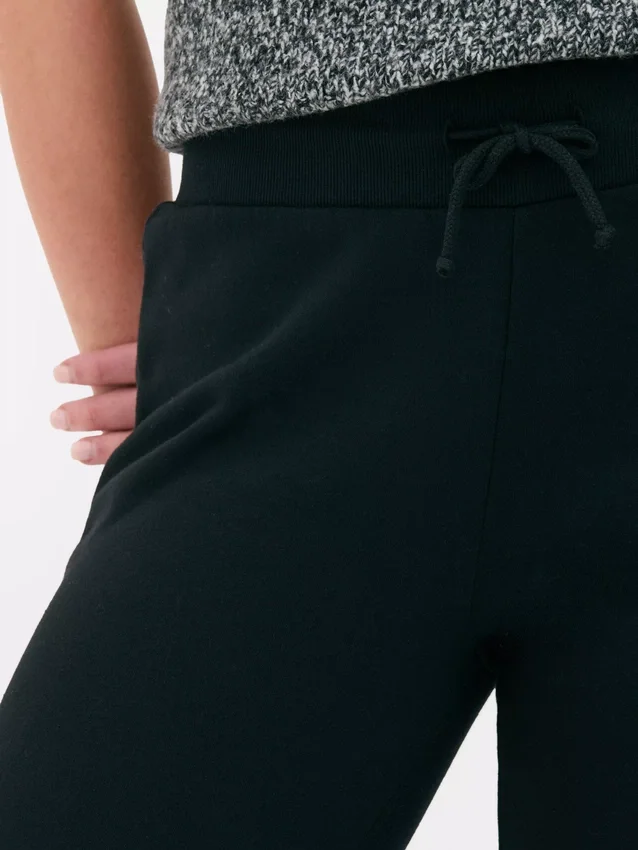 Pantalones de chándal ajustados con cordón