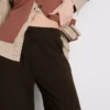 Pantalones de chándal cómodos de mezcla de algodón con pierna ancha