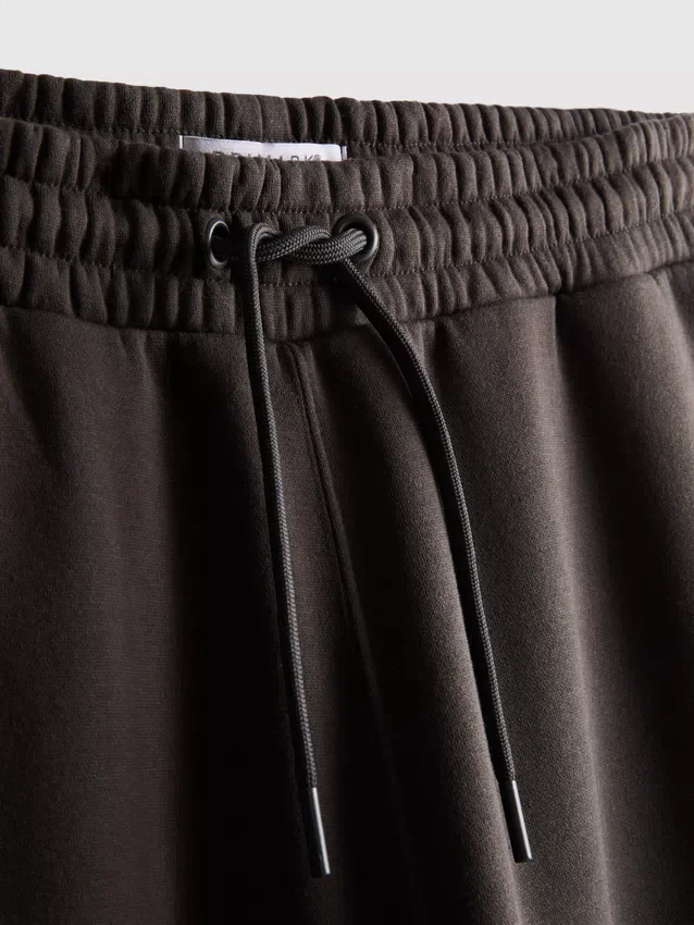 Pantalones de chándal con cordón Essential