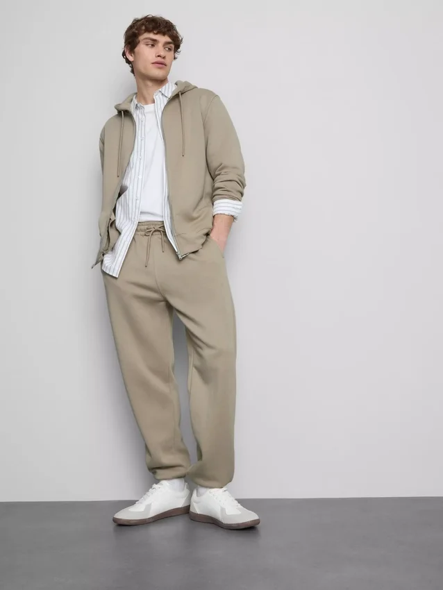 Pantalones de chándal con puños