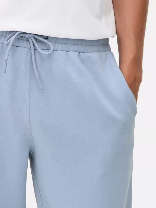 Pantalones de chándal con puños