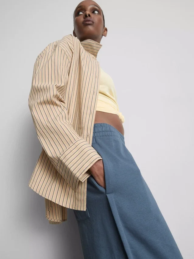 Pantalones de chándal plisados de pierna ancha con alto contenido de algodón