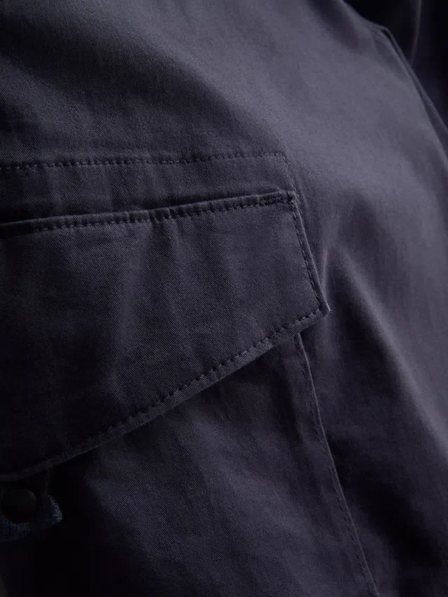 Pantalones de chándal tipo jogger con dobladillo