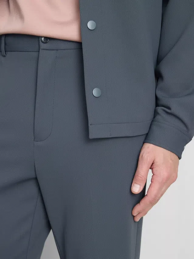 Pantalones de corte regular «The Edit»