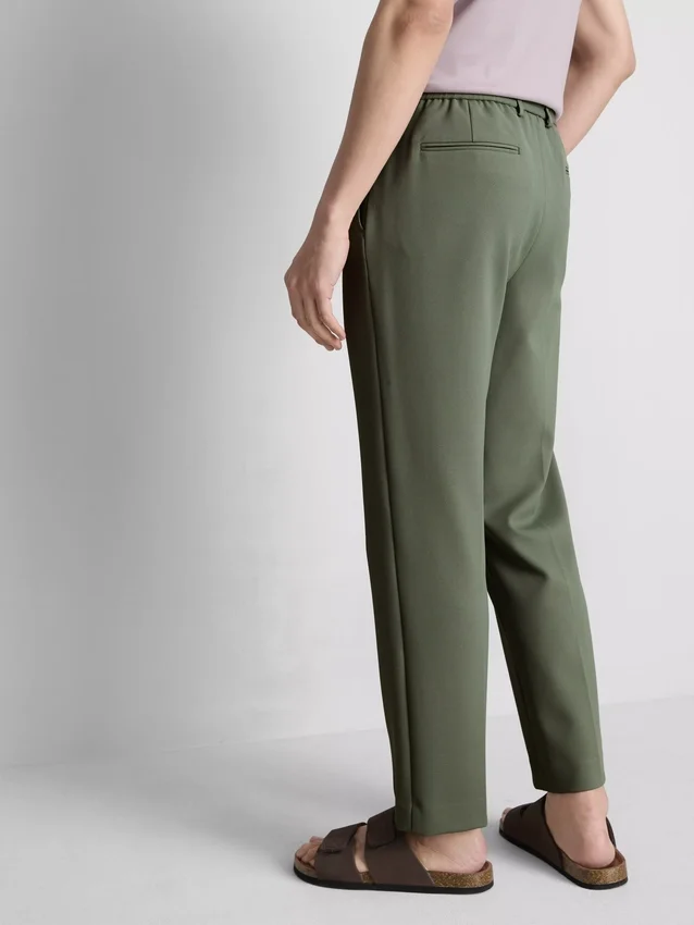 Pantalones de corte regular «The Edit»