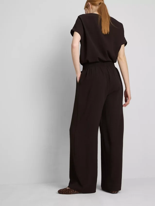 Pantalones de pierna ancha con cintura elástica