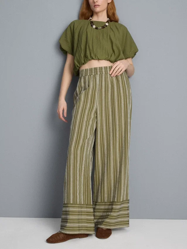 Pantalones de pierna ancha con rayas texturizadas