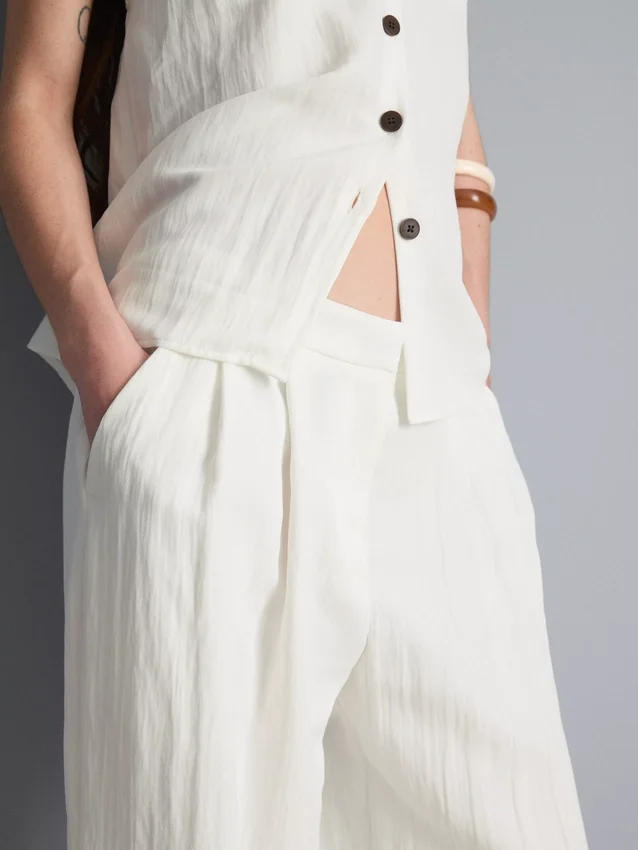 Pantalones de pierna ancha con textura