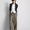 Pantalones de pierna ancha con textura arrugada