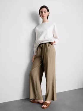 Pantalones de pierna ancha con textura arrugada