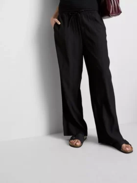 Pantalones de pierna ancha con textura arrugada