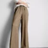 Pantalones de pierna ancha con textura arrugada