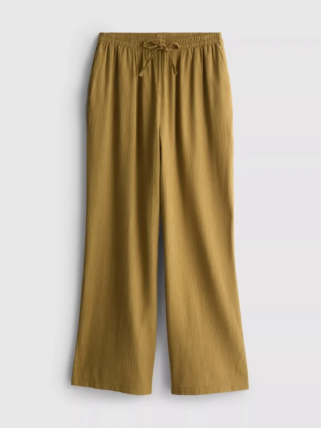 Pantalones de pierna ancha con textura arrugada