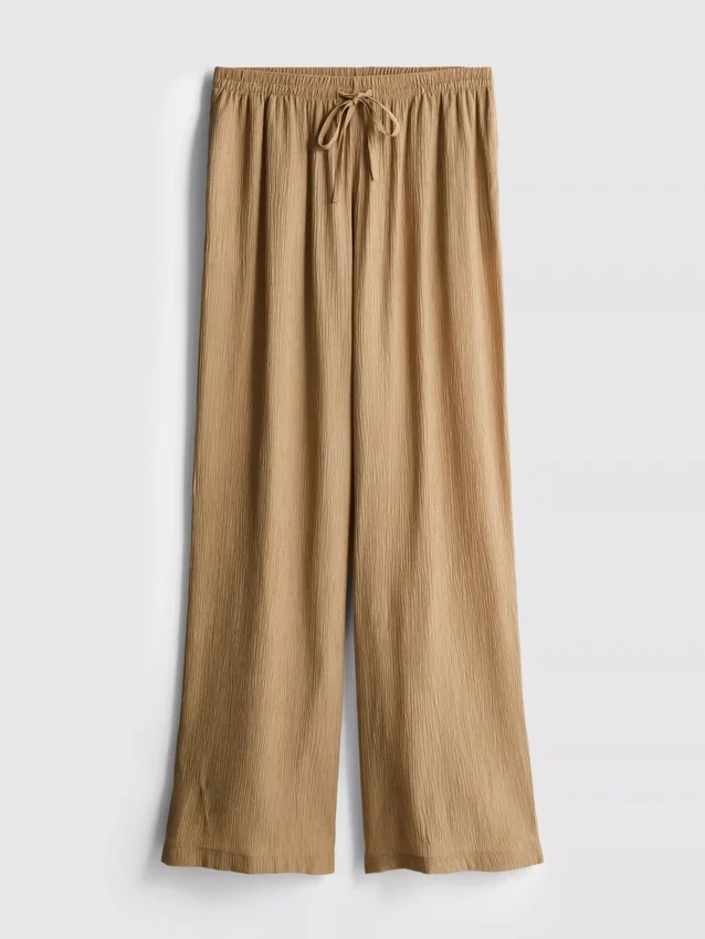 Pantalones de pierna ancha con textura arrugada