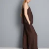 Pantalones de pierna ancha con textura y cordón