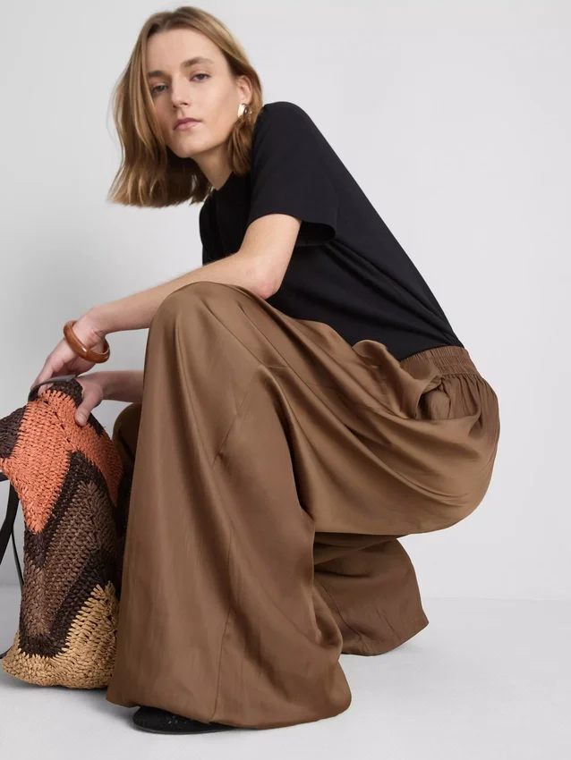 Pantalones de pierna ancha de satén «The Edit»