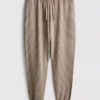 Pantalones de pijama a rayas con textura