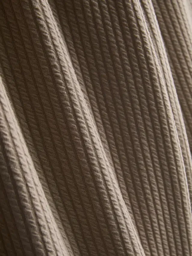 Pantalones de pijama a rayas con textura