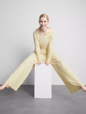 Pantalones de pijama acanalados con estampado floral