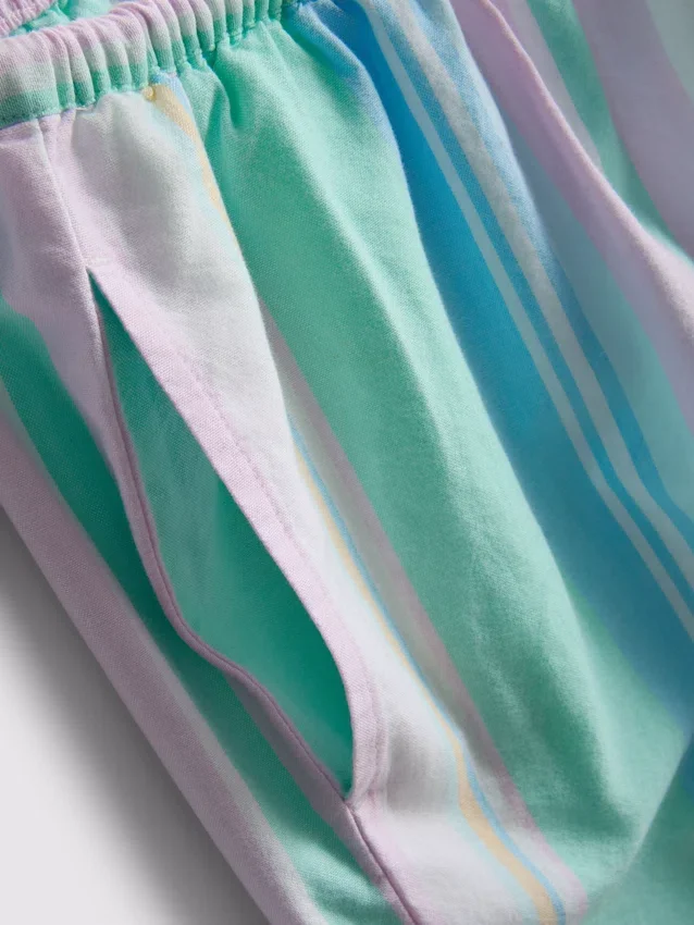Pantalones de pijama de corte recto en tonos pastel, ideales para relajarse