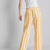 Pantalones de pijama de pierna recta con volantes, ideales para relajarse