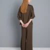 Pantalones de satén con textura y pierna recta